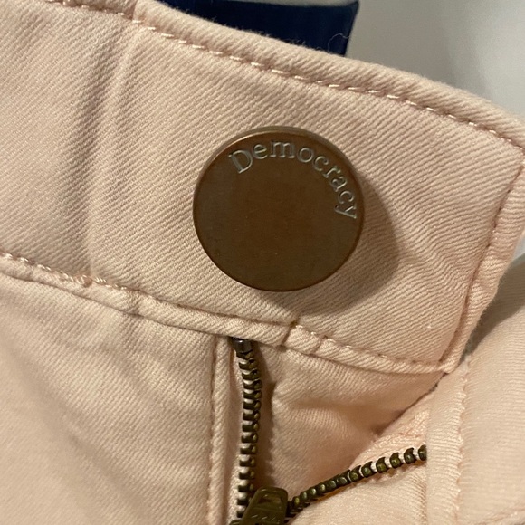 Democracy Blush Ankle Jeans - Picture 3 of 11